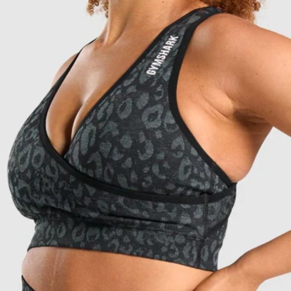 Gymshark Adapt Sports Bra - Picture 2 of 7